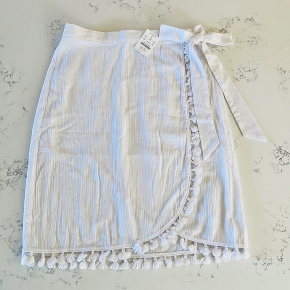 J.Crew White Pull-on wrap cover-up skirt - Picture 2 of 13
